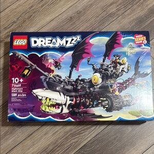 Lego Black and Gray Building Set Dreamzz Pirate Ship